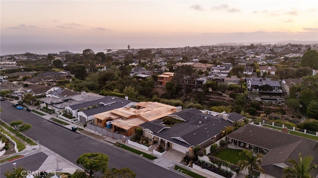 Corona Del Mar, California, 92625, United States, 4 Bedrooms Bedrooms, ,3 BathroomsBathrooms,Residential,Active,1871240