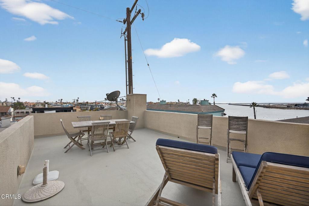 Oxnard, California, 93035, United States, 4 Bedrooms Bedrooms, ,3 BathroomsBathrooms,Residential,Active,2031789