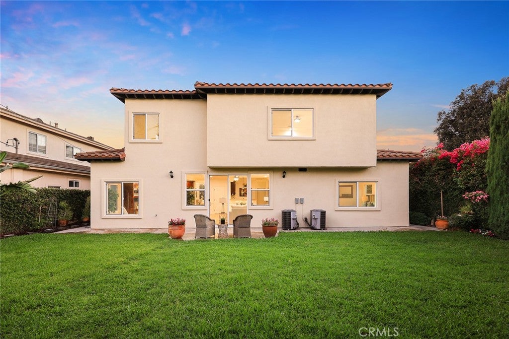 Arcadia, California, 91007, United States, 4 Bedrooms Bedrooms, ,5 BathroomsBathrooms,Residential,Active,1990019