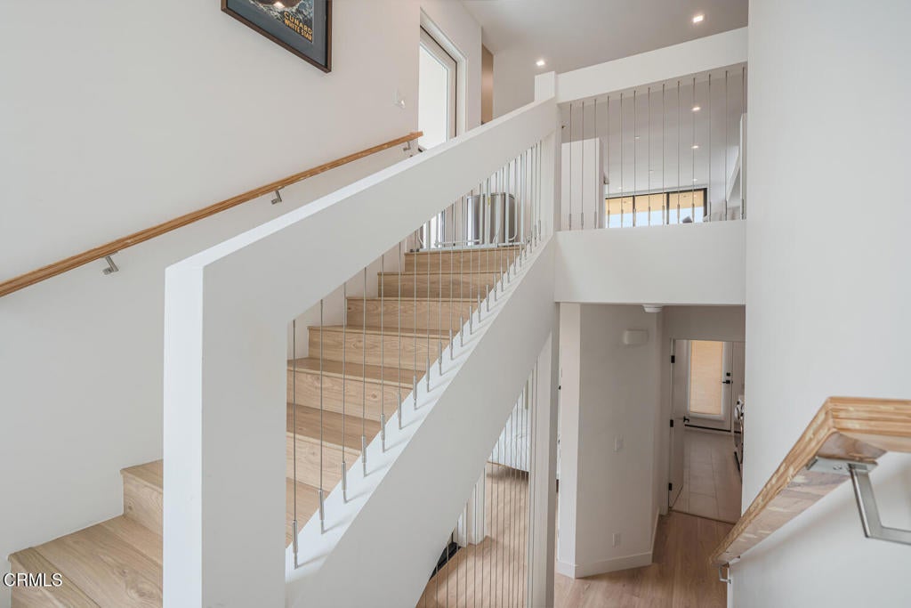 Ventura, California, 93001, United States, 3 Bedrooms Bedrooms, ,4 BathroomsBathrooms,Residential,Active,2016402