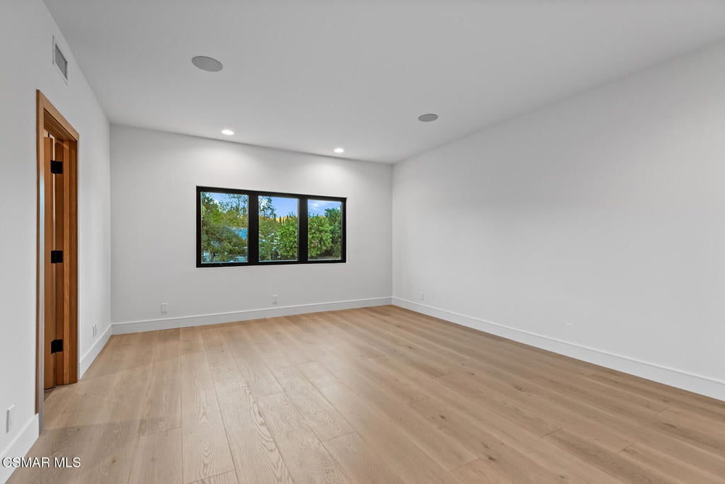 Westlake Village, California, 91362, United States, 5 Bedrooms Bedrooms, ,7 BathroomsBathrooms,Residential,Active,1985560