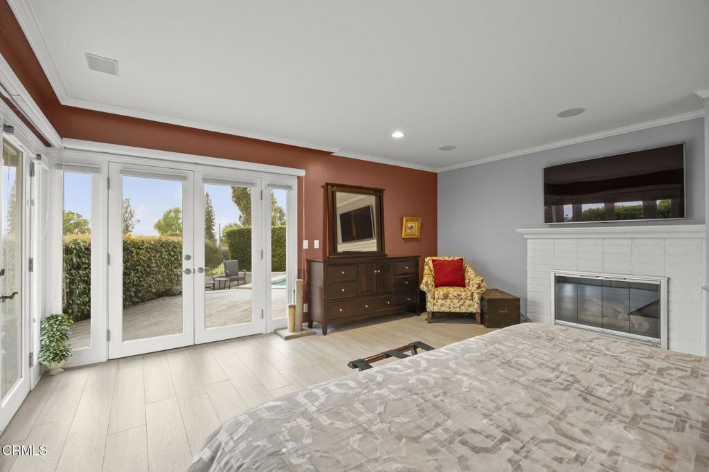 Camarillo, California, 93010, United States, 4 Bedrooms Bedrooms, ,4 BathroomsBathrooms,Residential,Active,1853313