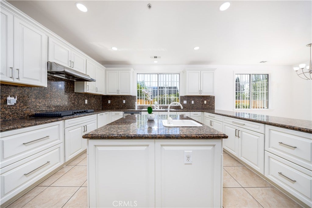 Arcadia, California, 91006, United States, 5 Bedrooms Bedrooms, ,5 BathroomsBathrooms,Residential,Active,1922322