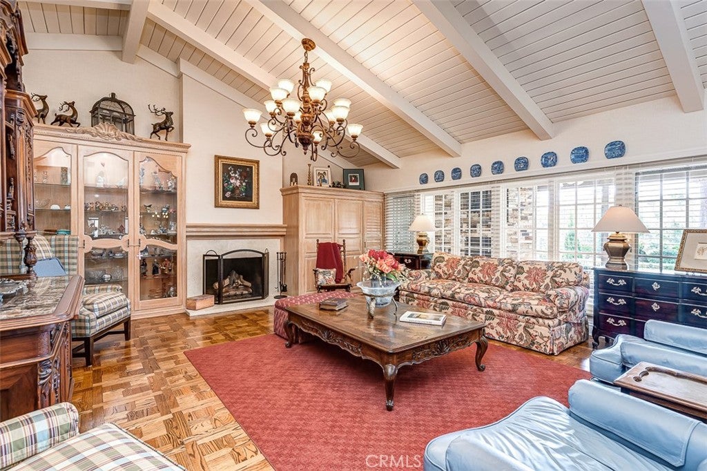 Fullerton, California, 92835, United States, 4 Bedrooms Bedrooms, ,3 BathroomsBathrooms,Residential,Active,1894565