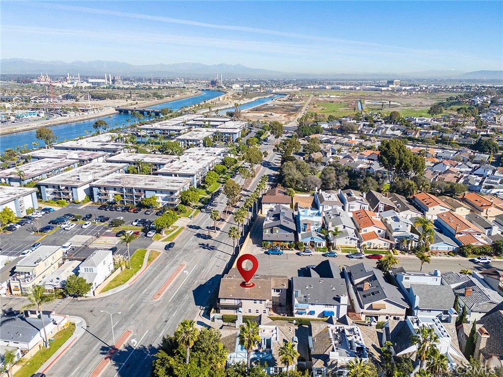 Seal Beach, California, 90740, United States, 4 Bedrooms Bedrooms, ,3 BathroomsBathrooms,Residential,Active,2010555