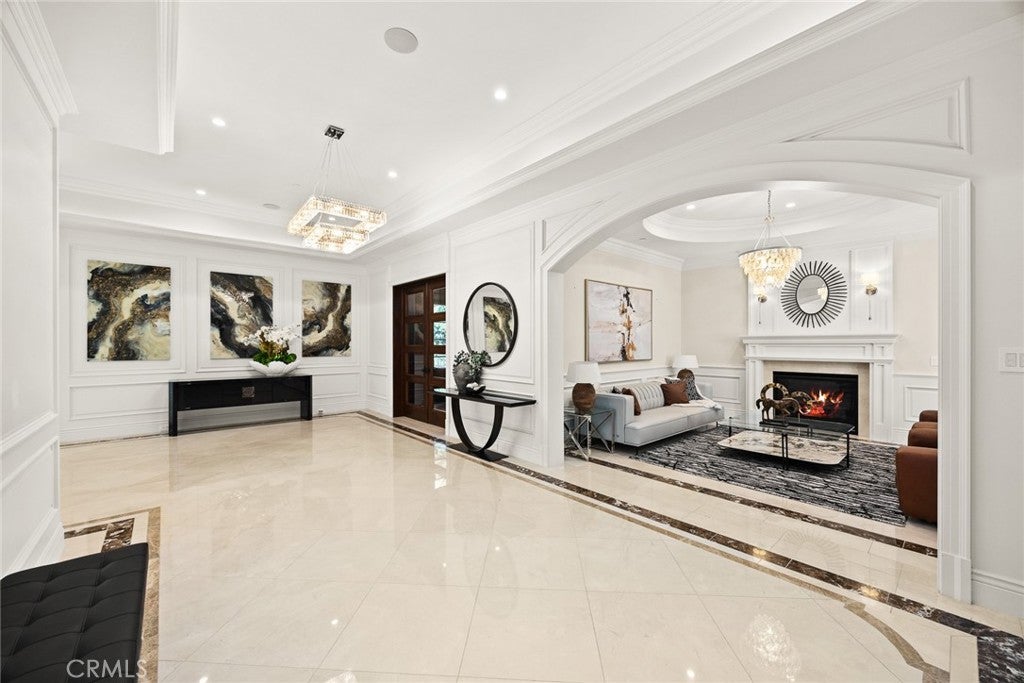 Arcadia, California, 91007, United States, 6 Bedrooms Bedrooms, ,7 BathroomsBathrooms,Residential,Pending,1898195