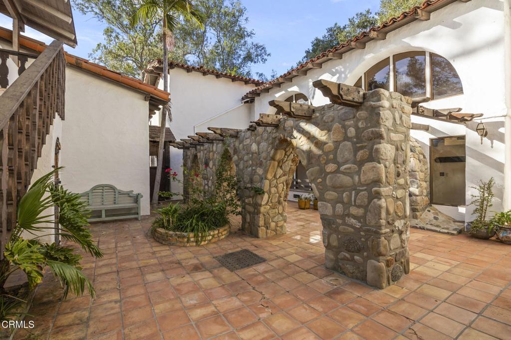 Ojai, California, 93023, United States, ,3 BathroomsBathrooms,Residential,Active,1769520