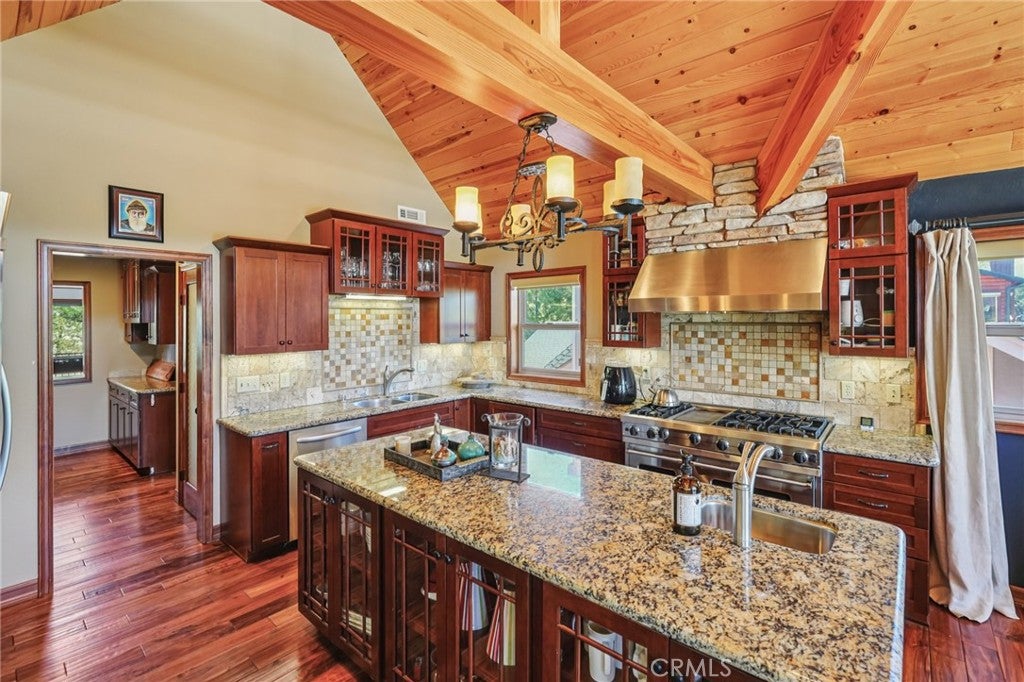 Big Bear Lake, California, 92315, United States, 6 Bedrooms Bedrooms, ,7 BathroomsBathrooms,Residential,Active,1945198