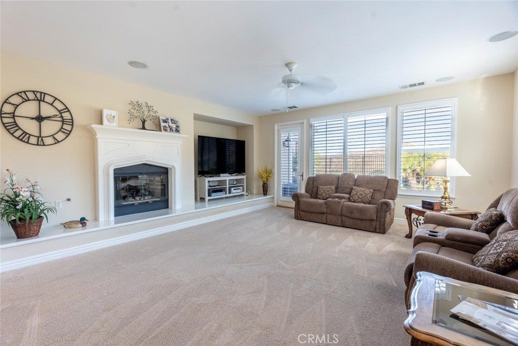 Canyon Country, California, 91387, United States, 5 Bedrooms Bedrooms, ,6 BathroomsBathrooms,Residential,Active,1914828