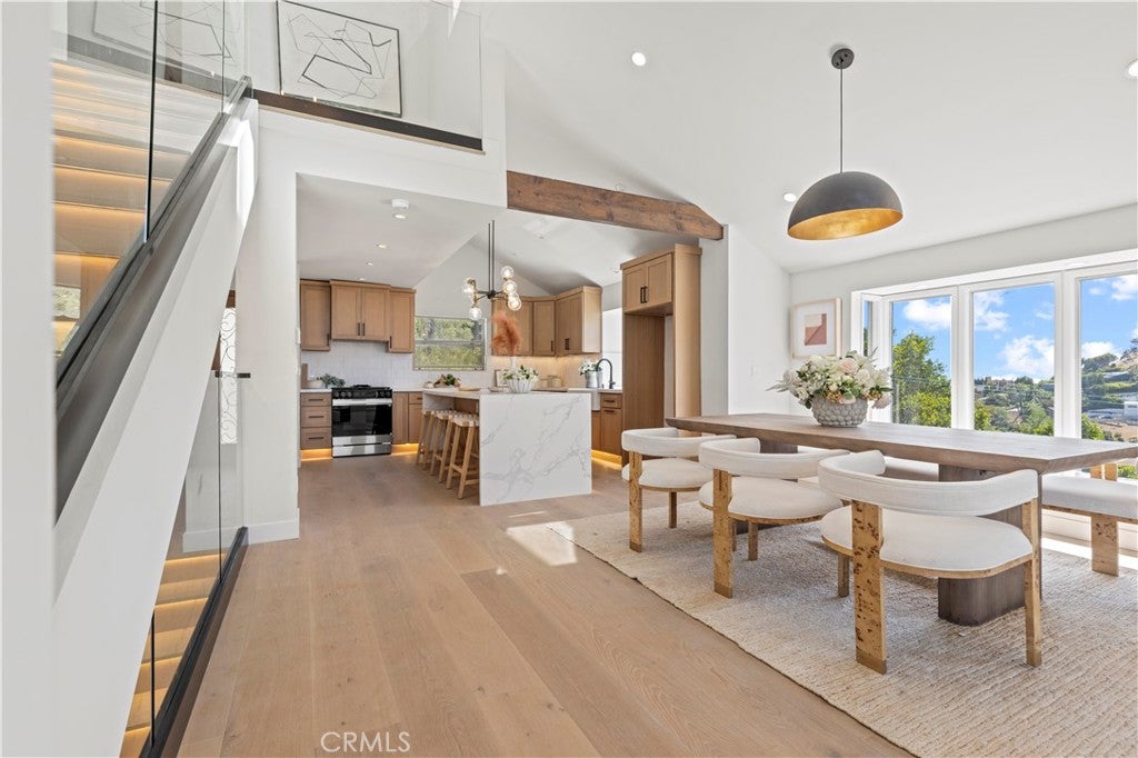 Los Angeles, California, 90046, United States, 3 Bedrooms Bedrooms, ,4 BathroomsBathrooms,Residential,Active,1862862