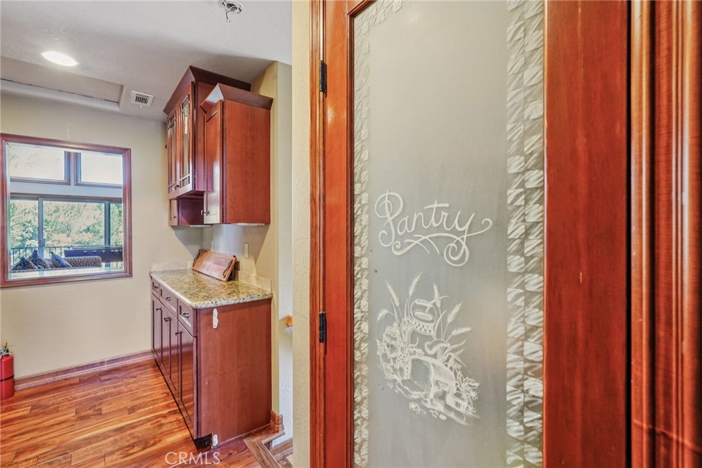 Big Bear Lake, California, 92315, United States, 6 Bedrooms Bedrooms, ,7 BathroomsBathrooms,Residential,Active,1945198