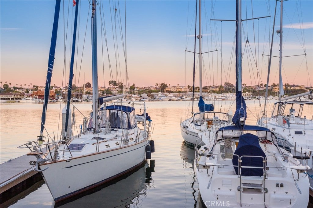 Newport Beach, California, 92663, United States, ,5 BathroomsBathrooms,Residential,Active,1762822