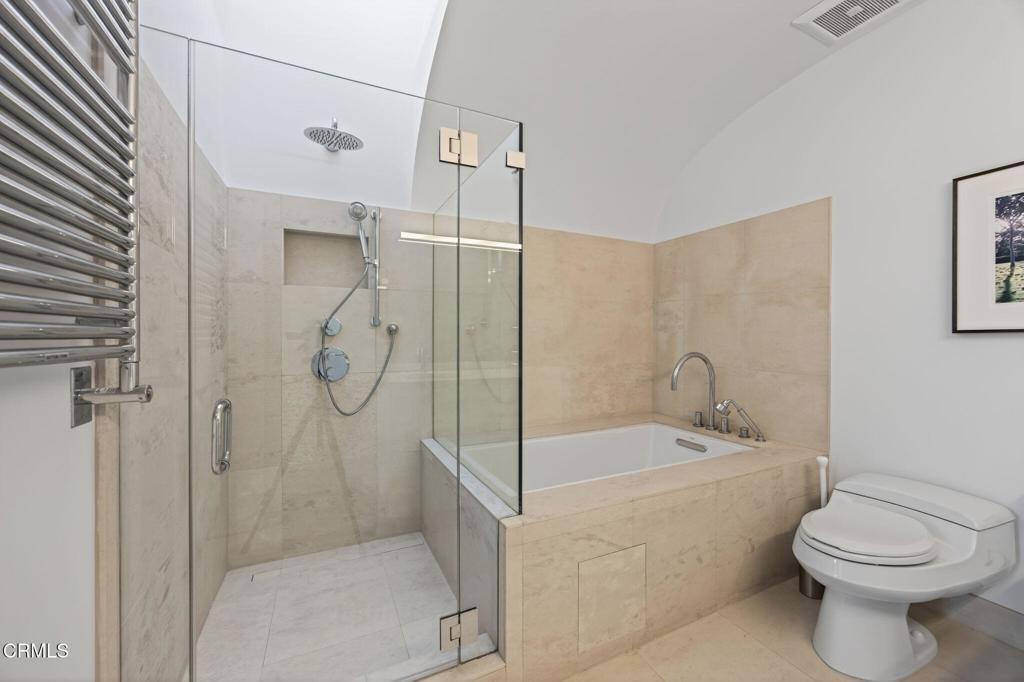 Oxnard, California, 93035, United States, 4 Bedrooms Bedrooms, ,5 BathroomsBathrooms,Residential,Active,1904736