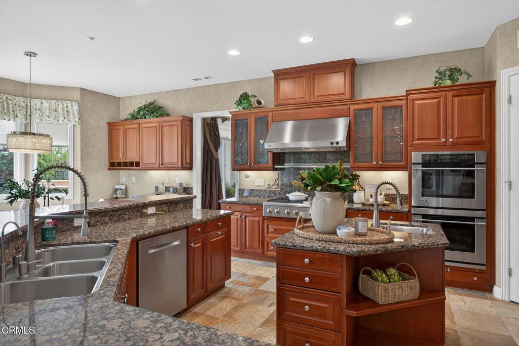 Camarillo, California, 93012, United States, 5 Bedrooms Bedrooms, ,6 BathroomsBathrooms,Residential,Active,2006970