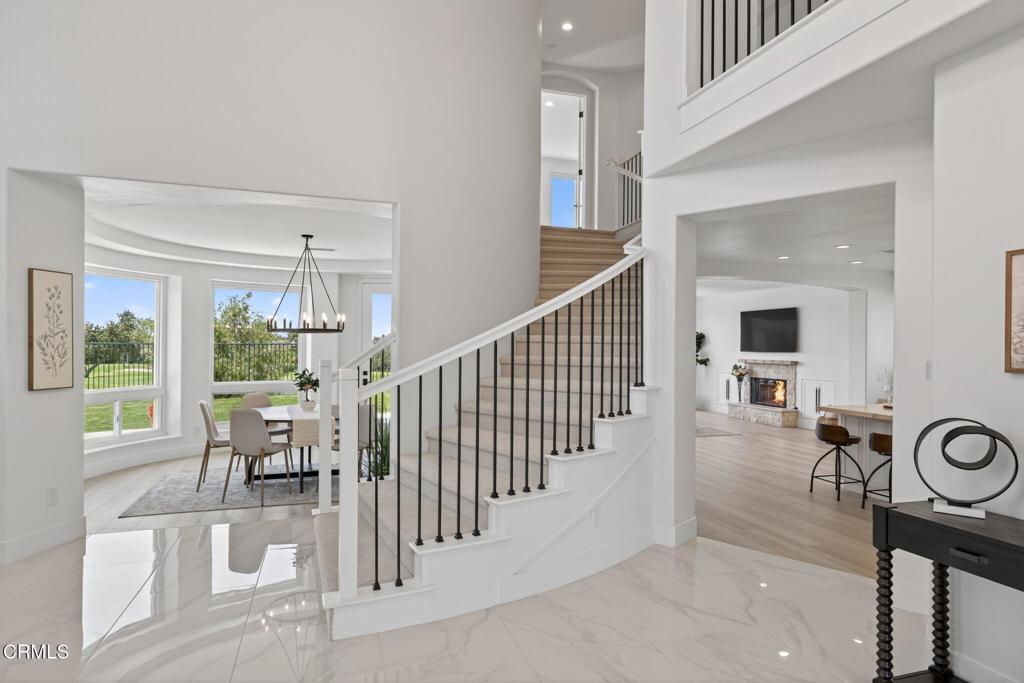 Camarillo, California, 93010, United States, 5 Bedrooms Bedrooms, ,5 BathroomsBathrooms,Residential,Active,1914809