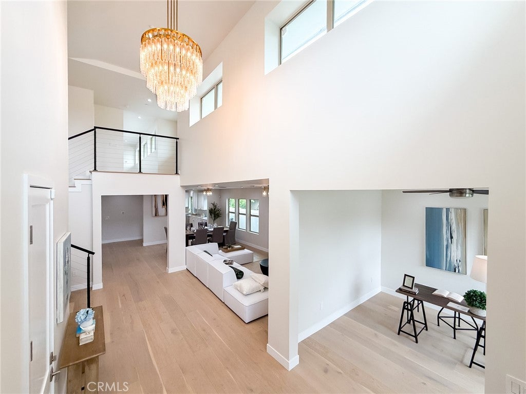 Pasadena, California, 91107, United States, 7 Bedrooms Bedrooms, ,8 BathroomsBathrooms,Residential,Active,1944066