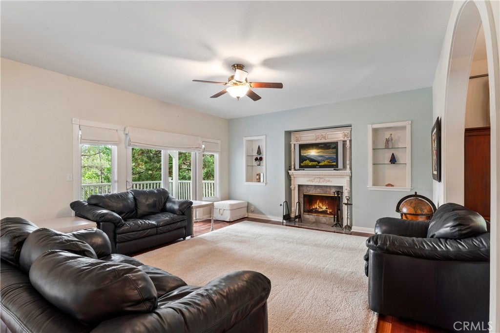 Lake Arrowhead, California, 92352, United States, 4 Bedrooms Bedrooms, ,4 BathroomsBathrooms,Residential,Active,2007295