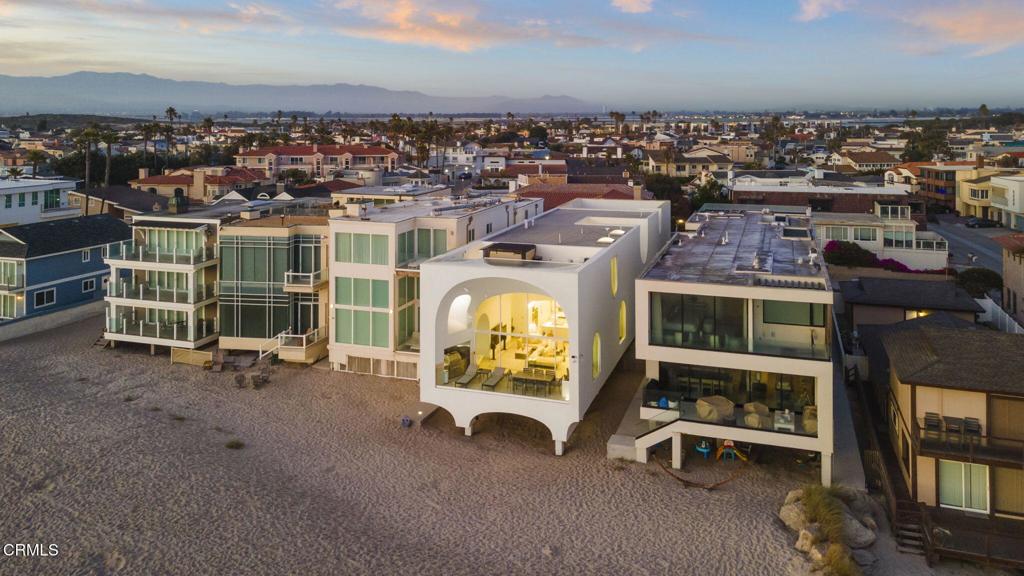 Oxnard, California, 93035, United States, 4 Bedrooms Bedrooms, ,5 BathroomsBathrooms,Residential,Active,1904736