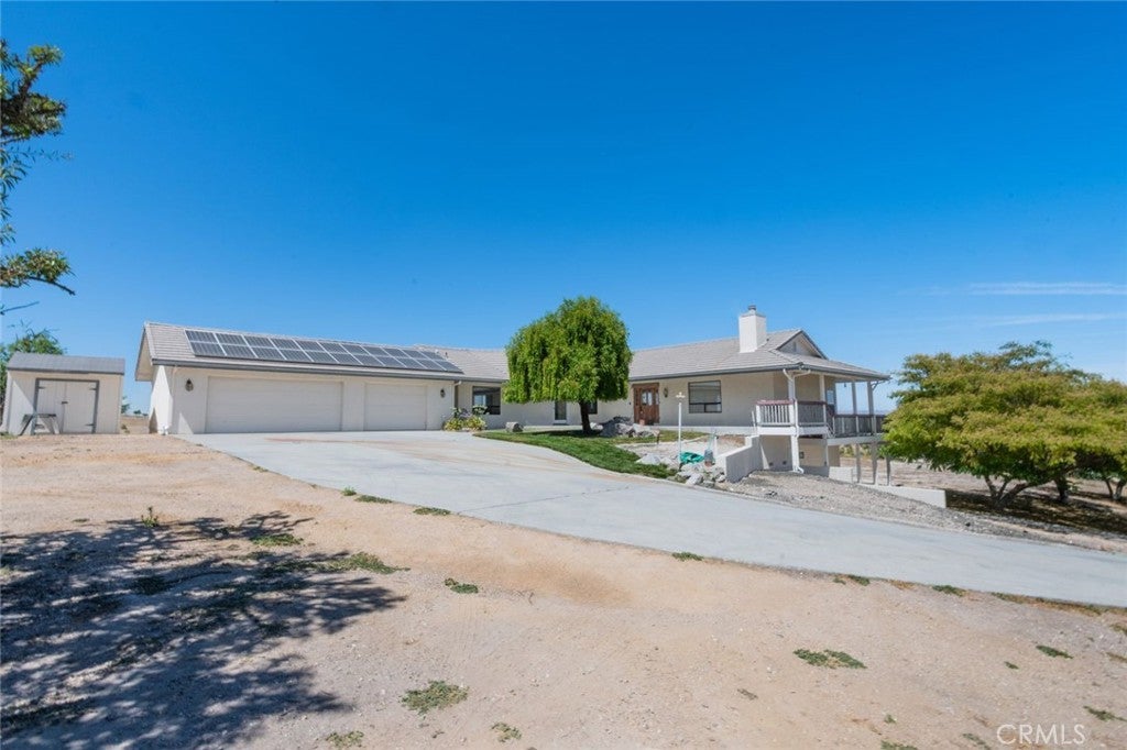 Paso Robles, California, 93446, United States, 3 Bedrooms Bedrooms, ,3 BathroomsBathrooms,Residential,Active,1909831