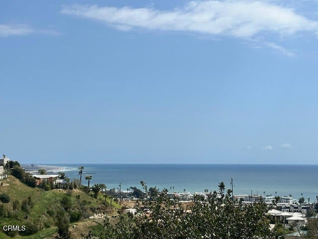 Ventura, California, 93001, United States, 3 Bedrooms Bedrooms, ,4 BathroomsBathrooms,Residential,Active,2016402