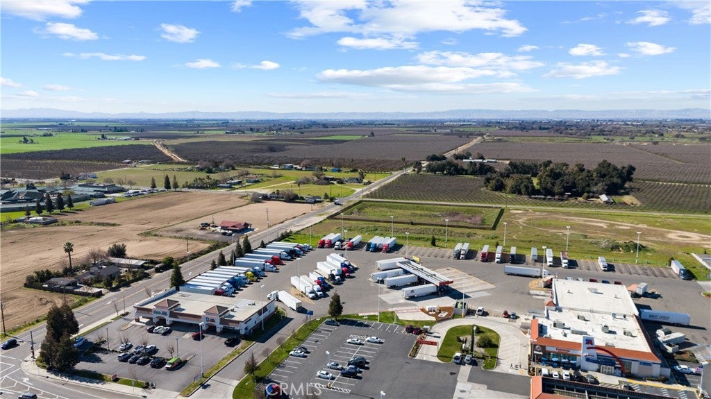 Livingston, California, 95334, United States, 4 Bedrooms Bedrooms, ,5 BathroomsBathrooms,Residential,Active,1995258