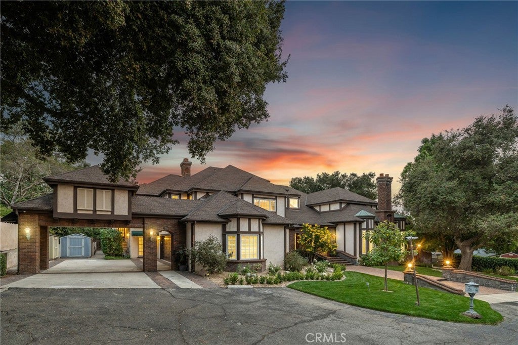 Glendora, California, 91741, United States, 8 Bedrooms Bedrooms, ,7 BathroomsBathrooms,Residential,Active,1900207
