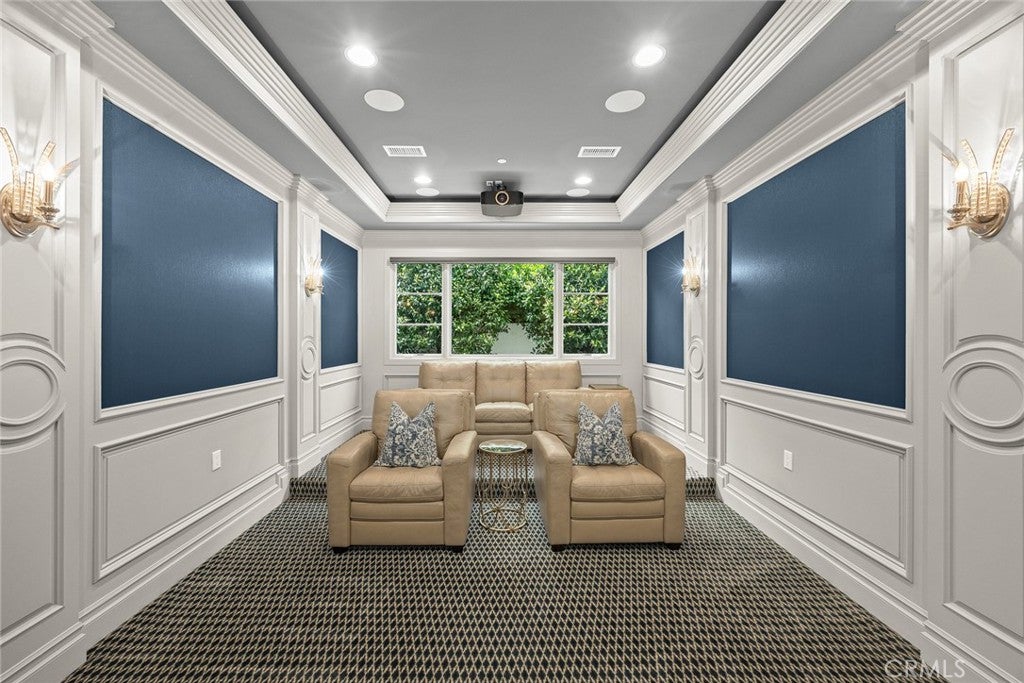 Arcadia, California, 91006, United States, 5 Bedrooms Bedrooms, ,6 BathroomsBathrooms,Residential,Active,1859344