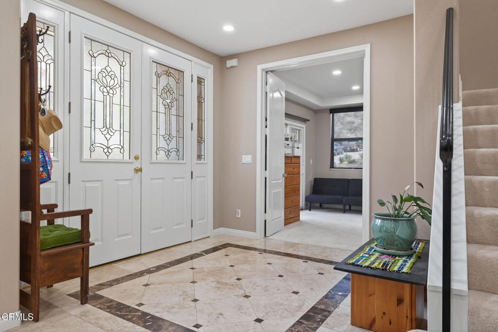 Camarillo, California, 93010, United States, 4 Bedrooms Bedrooms, ,4 BathroomsBathrooms,Residential,Active,1945047