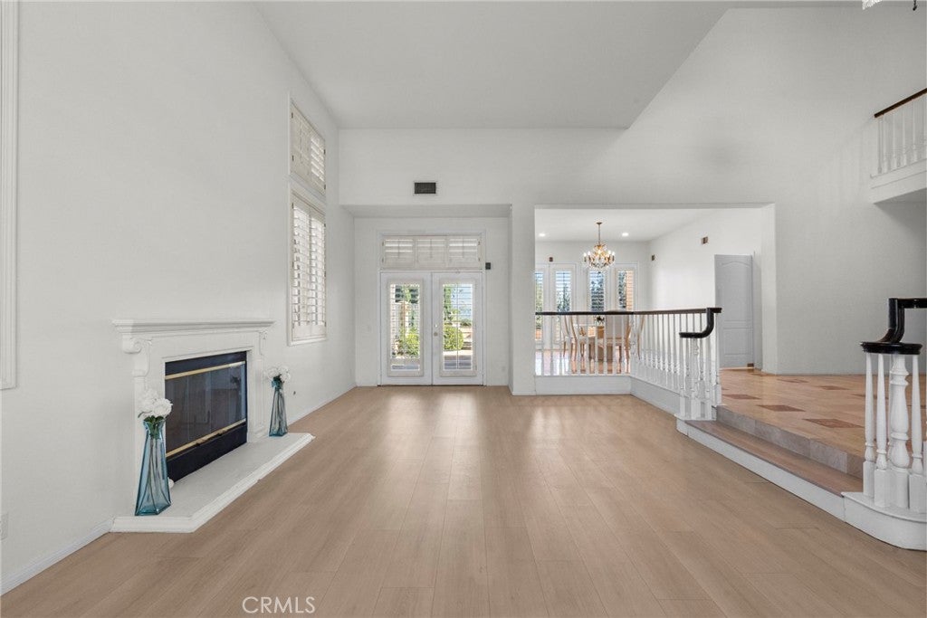 Canoga Park, California, 91304, United States, 5 Bedrooms Bedrooms, ,5 BathroomsBathrooms,Residential,Active,2006939