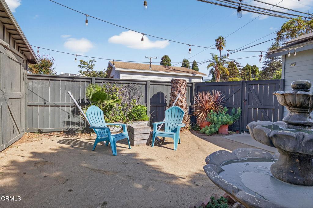 Oxnard, California, 93030, United States, 5 Bedrooms Bedrooms, ,2 BathroomsBathrooms,Residential,Active,1985561