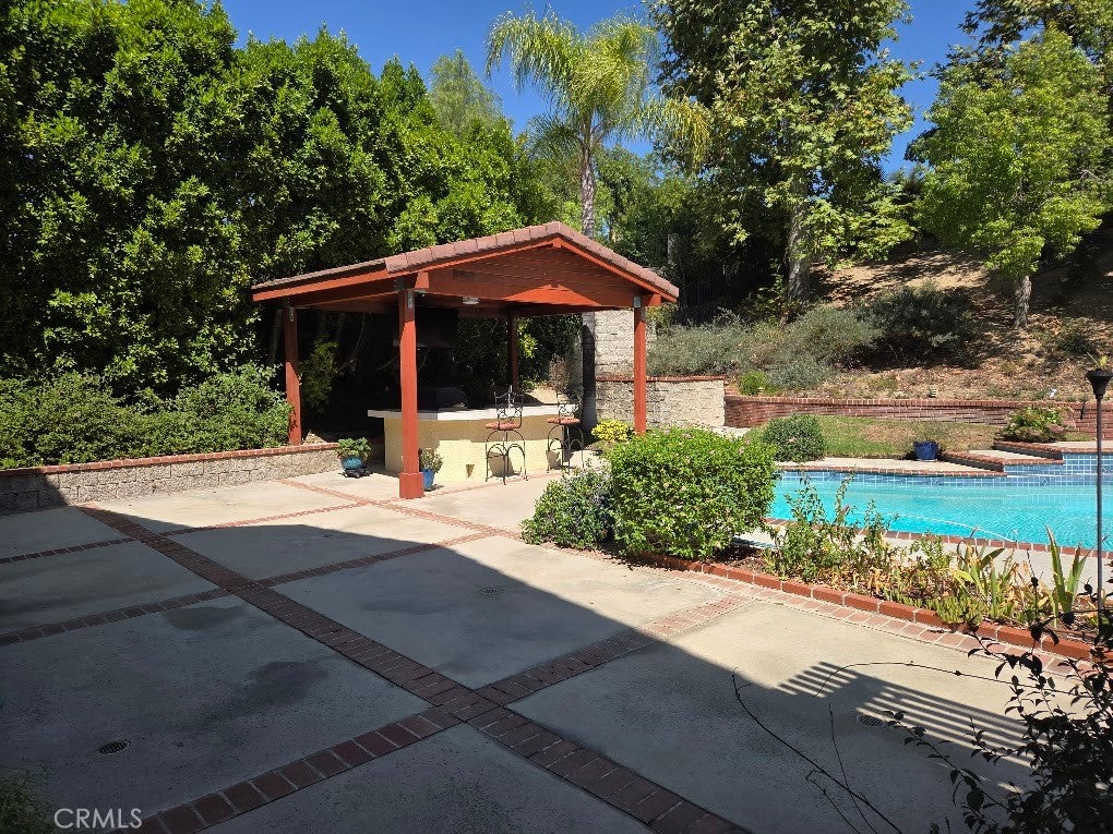 Granada Hills, California, 91344, United States, 5 Bedrooms Bedrooms, ,3 BathroomsBathrooms,Residential,Active,1952998