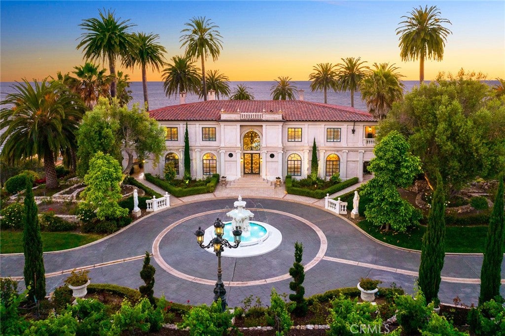 Rancho Palos Verdes, California, 90275, United States, 5 Bedrooms Bedrooms, ,9 BathroomsBathrooms,Residential,Active,1904146