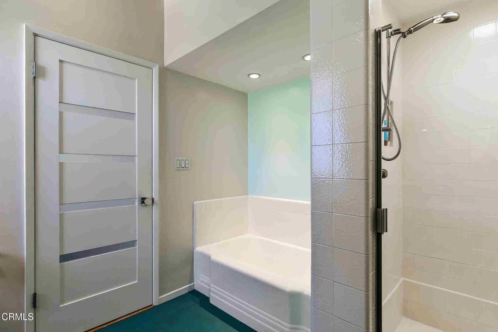 Pasadena, California, 91107, United States, 5 Bedrooms Bedrooms, ,5 BathroomsBathrooms,Residential,Active,1941341