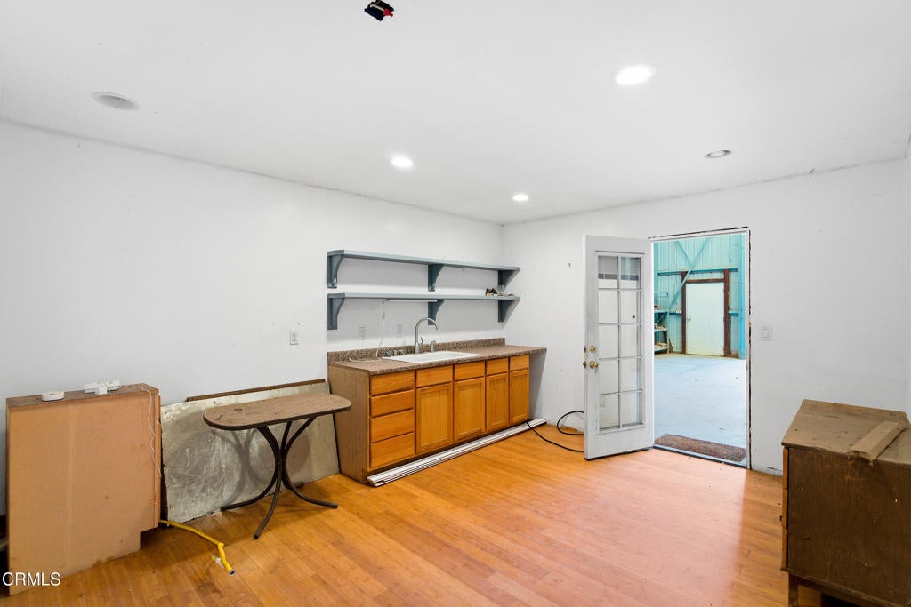 Ojai, California, 93023, United States, 6 Bedrooms Bedrooms, ,3 BathroomsBathrooms,Residential,Active,2007332