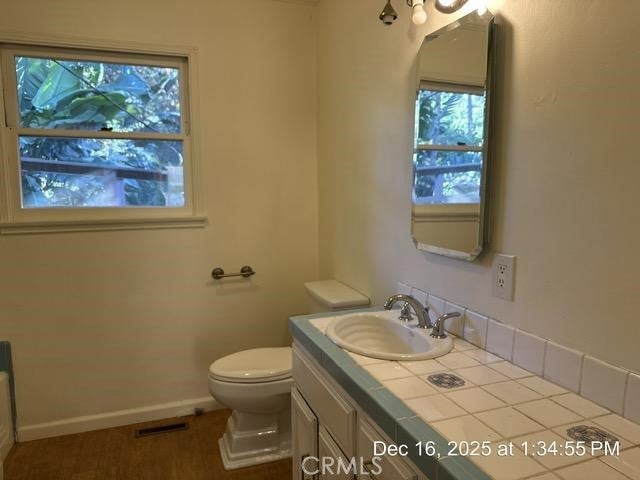 Pomona, California, 91768, United States, 3 Bedrooms Bedrooms, ,2 BathroomsBathrooms,Residential,Active,2010148