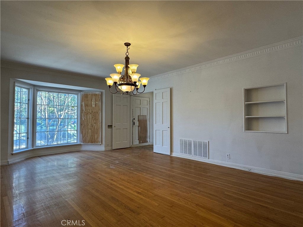 Los Angeles, California, 90036, United States, 5 Bedrooms Bedrooms, ,4 BathroomsBathrooms,Residential,Active,1995243