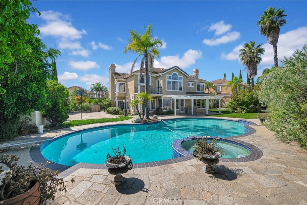 Walnut, California, 91789, United States, 5 Bedrooms Bedrooms, ,5 BathroomsBathrooms,Residential,Active,1952624