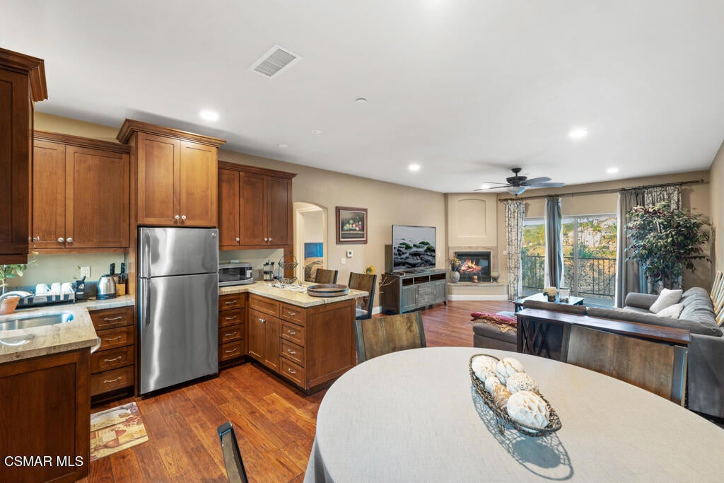 Simi Valley, California, 93065, United States, ,8 BathroomsBathrooms,Residential,Active,1755184