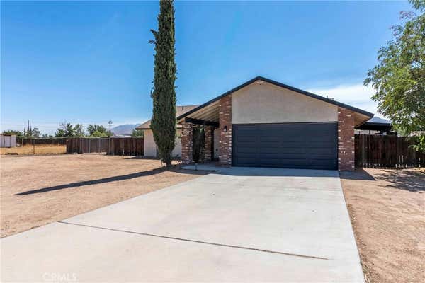 11169 CARIBOU AVE, APPLE VALLEY, CA 92308, photo 3 of 38