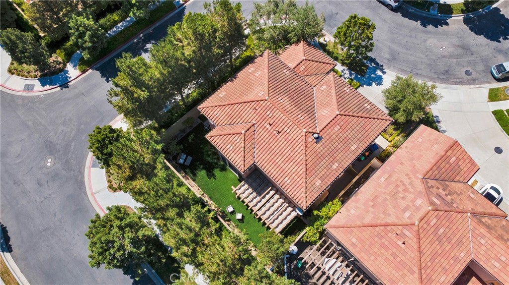 Irvine, California, 92618, United States, 4 Bedrooms Bedrooms, ,4 BathroomsBathrooms,Residential,Active,1894158