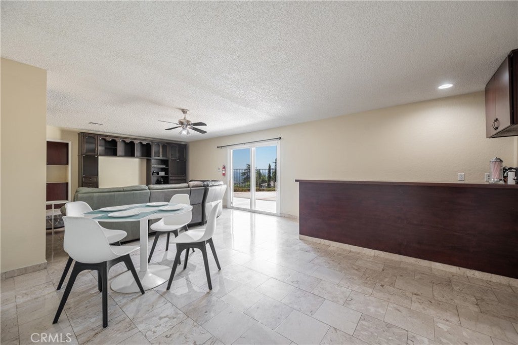 Burbank, California, 91501, United States, 5 Bedrooms Bedrooms, ,5 BathroomsBathrooms,Residential,Active,1943797