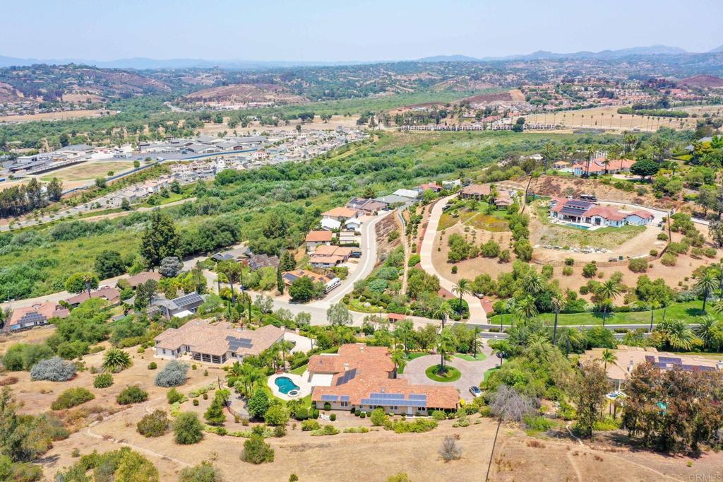 Bonsall, California, 92003, United States, 4 Bedrooms Bedrooms, ,4 BathroomsBathrooms,Residential,Active,1892629