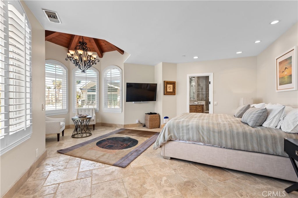 Oxnard, California, 93035, United States, 3 Bedrooms Bedrooms, ,3 BathroomsBathrooms,Residential,Active,2009405