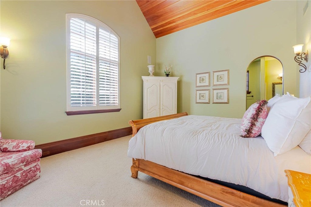 Valencia, California, 91381, United States, 6 Bedrooms Bedrooms, ,11 BathroomsBathrooms,Residential,Active,1959978