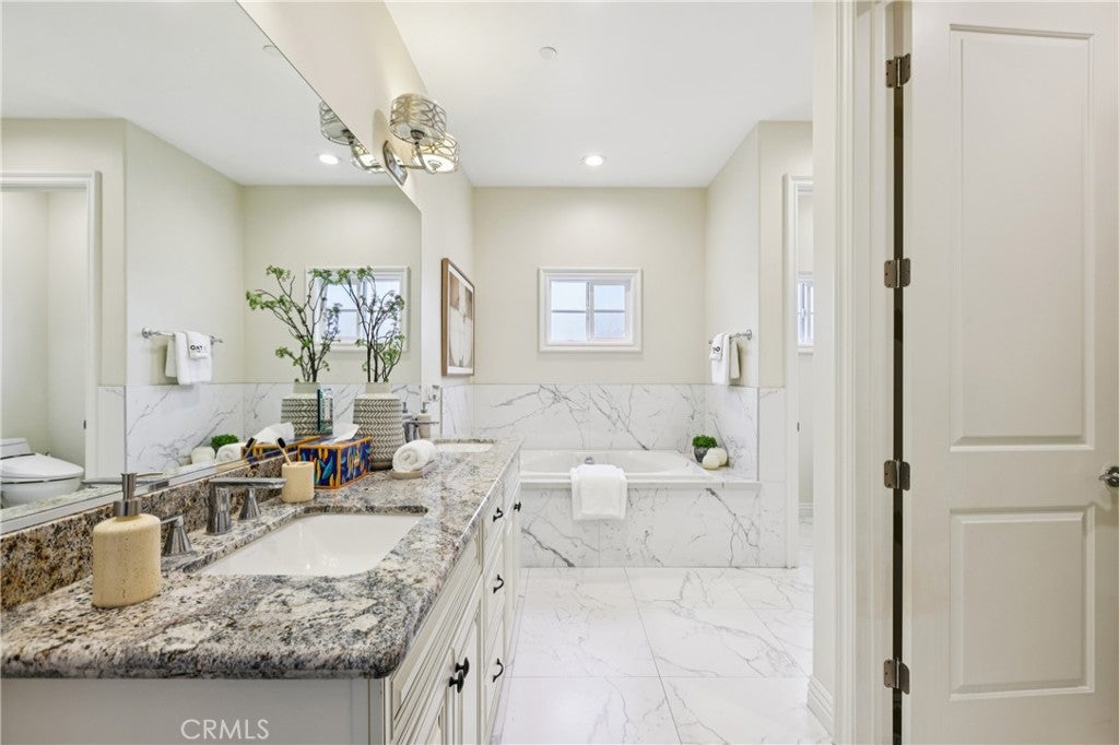 Temple City, California, 91780, United States, 5 Bedrooms Bedrooms, ,6 BathroomsBathrooms,Residential,Active,1988707