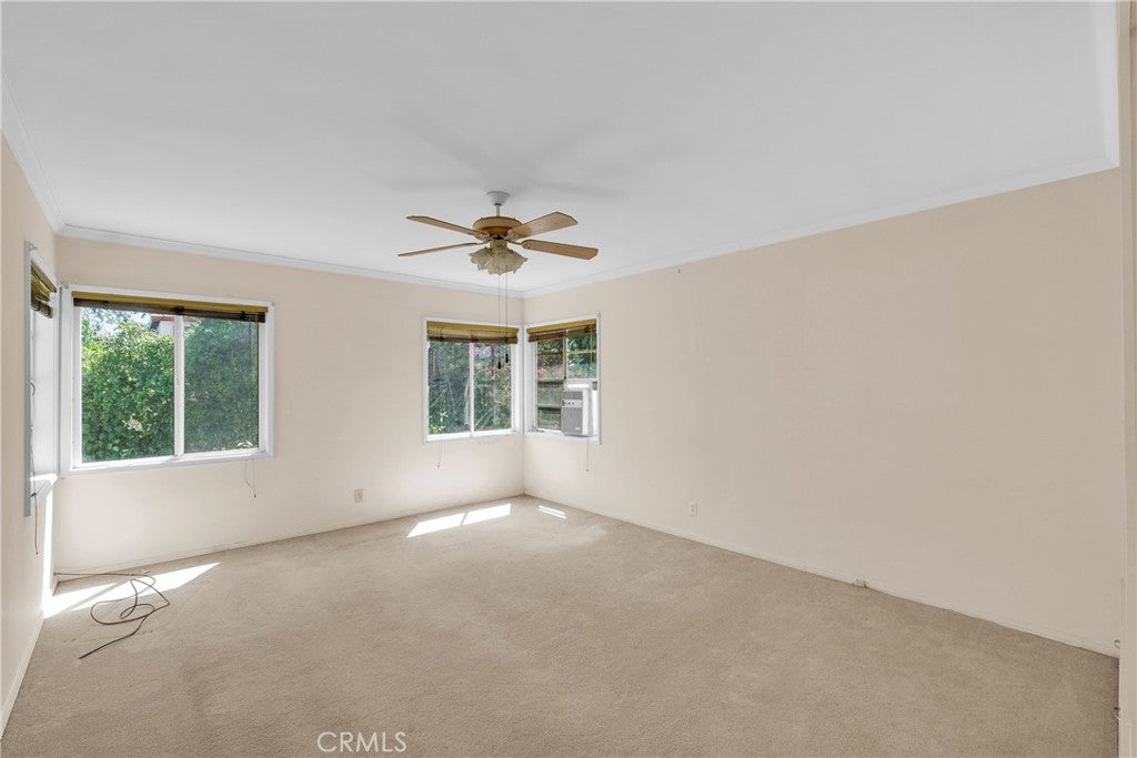 Los Angeles, California, 90039, United States, 4 Bedrooms Bedrooms, ,3 BathroomsBathrooms,Residential,Active,1892396