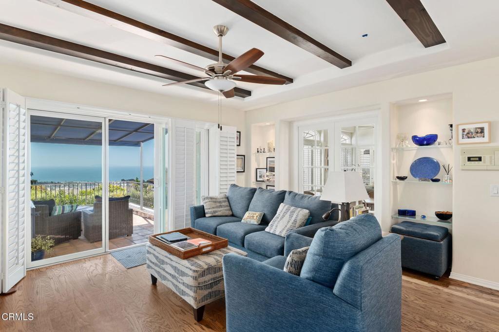 Ventura, California, 93001, United States, ,4 BathroomsBathrooms,Residential,Active,1853317