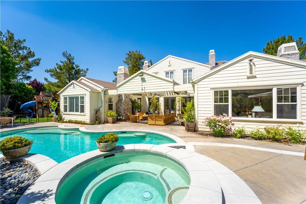 Canyon Country, California, 91387, United States, 4 Bedrooms Bedrooms, ,5 BathroomsBathrooms,Residential,Active,1829894