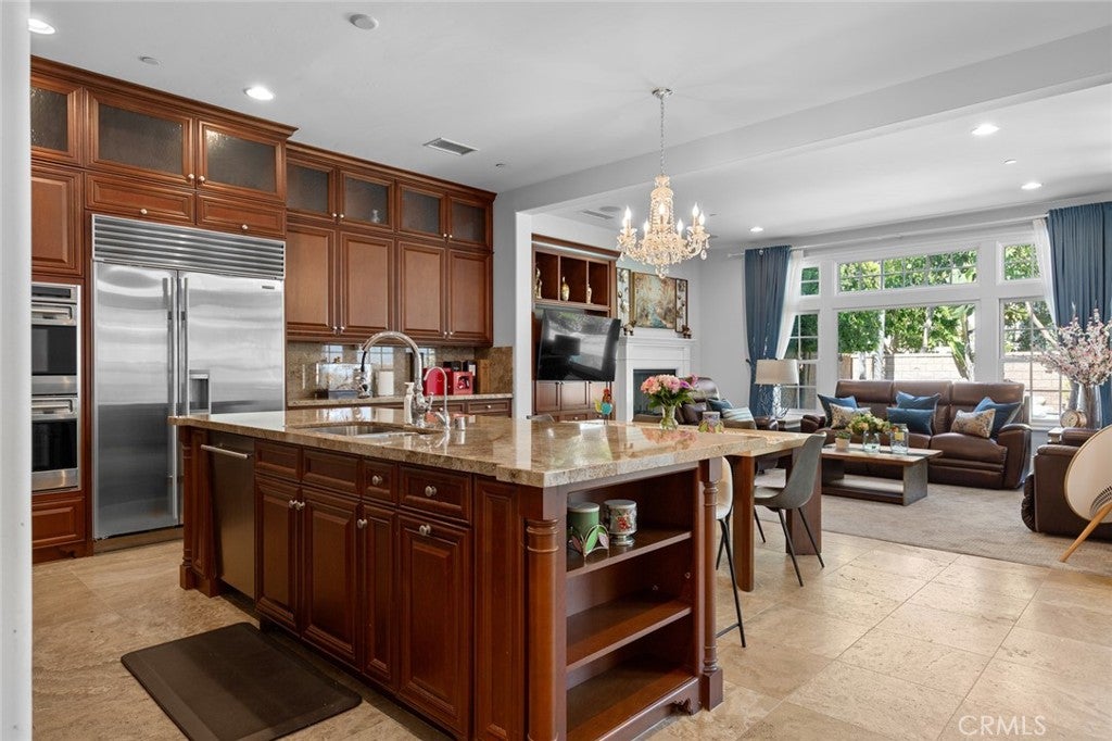 Huntington Beach, California, 92649, United States, 4 Bedrooms Bedrooms, ,4 BathroomsBathrooms,Residential,Active,1780402
