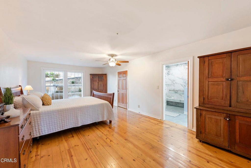 Camarillo, California, 93010, United States, 6 Bedrooms Bedrooms, ,4 BathroomsBathrooms,Residential,Active,1953410